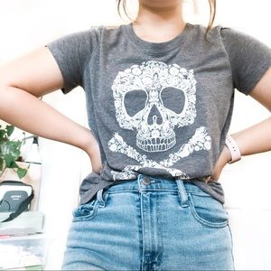 Floral skull graphic tee